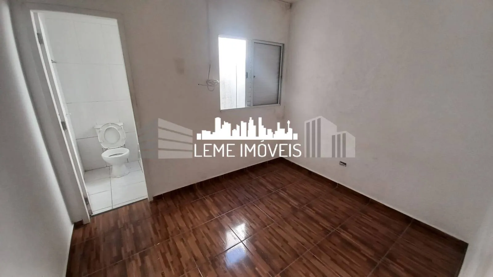 Imagem Sobrado com 4 cômodos, 2 suítes Aceita financiamento Habitacional!!!