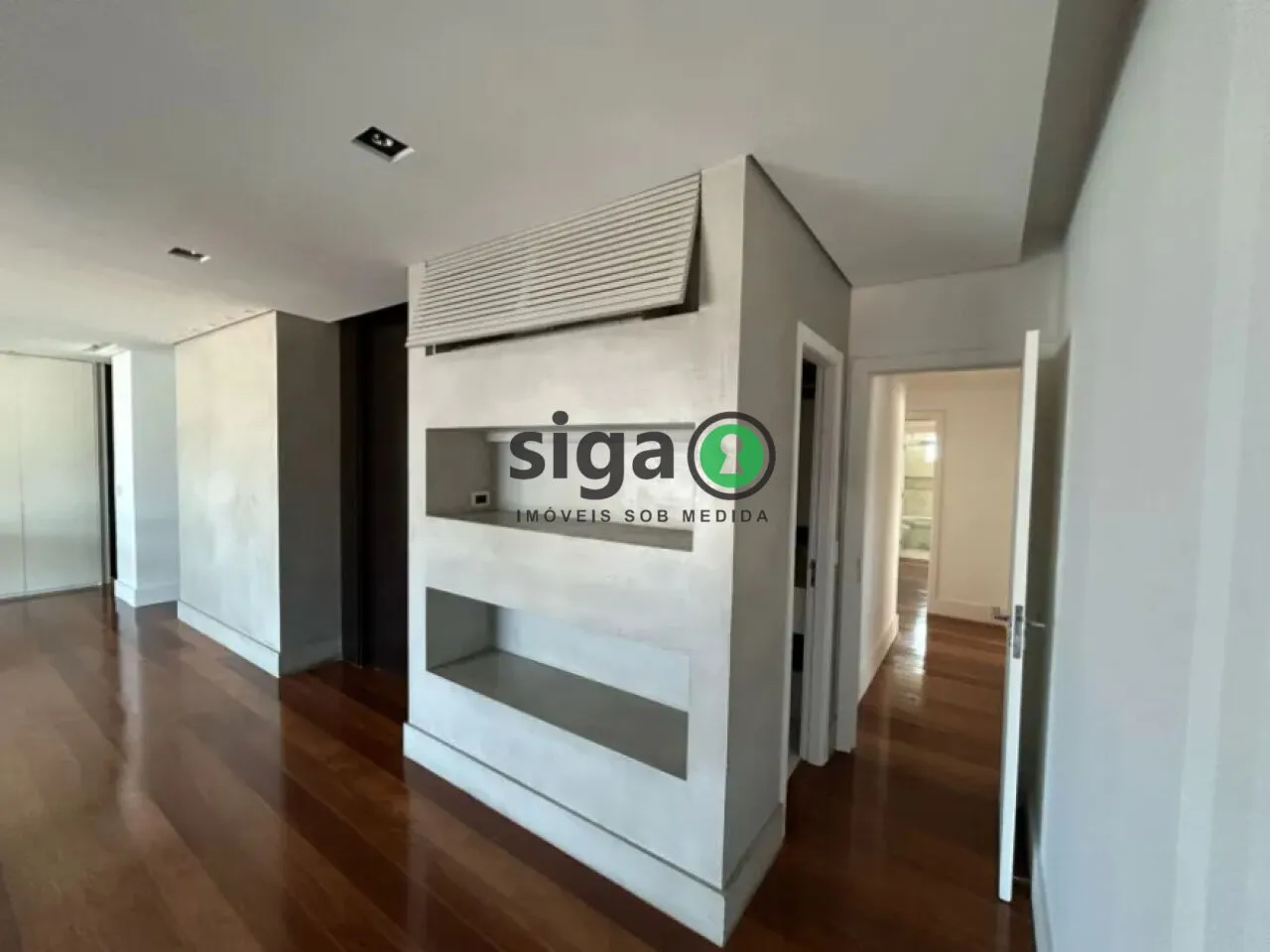 Imagem Cobertura de Alto Padrão com 173m², 4 Quartos, 4 Vagas e Vista Panorâmica - á Venda!!!