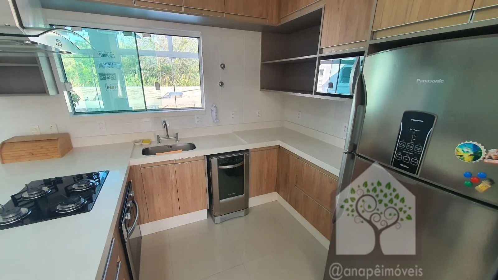 Imagem Casa de alto padrão em Condomínio Fechado