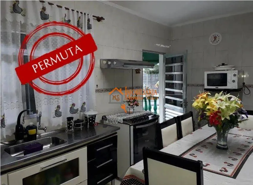 Imagem Sobrado com 4 dormitórios à venda, 125 m² por R$ 400.000,00 - Cidade Parque Brasília - Guarulhos/SP