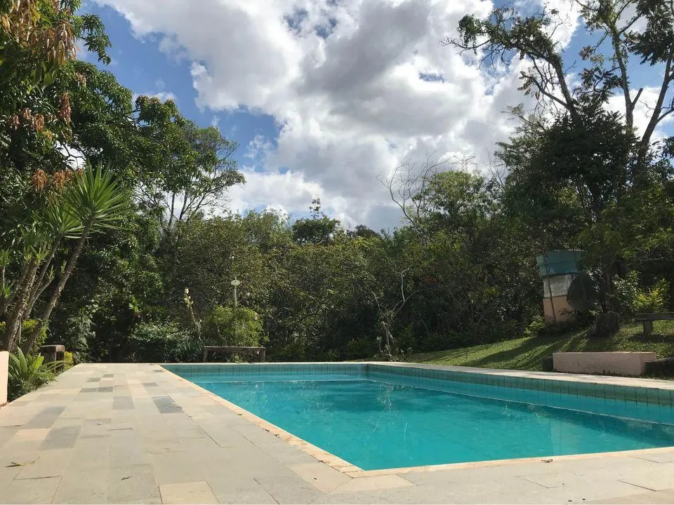 Imagem Vendo um excelente sítio em Betim/MG com 4,9 hectares