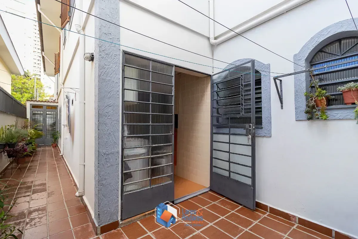 Imagem Sobrado para venda em Santo Amaro com 3 quartos, sendo 3 suítes, 153m²