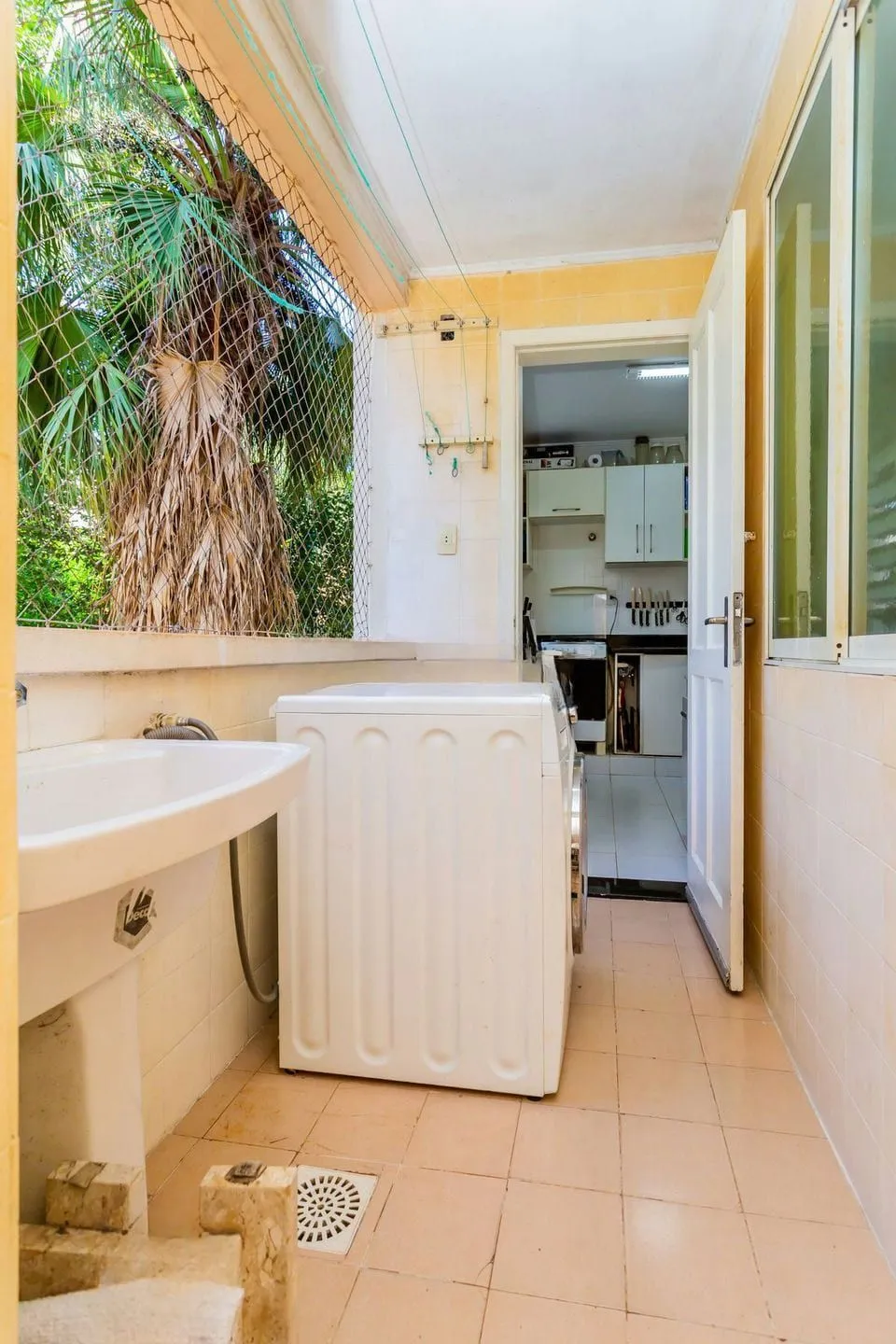 Imagem Apartamento de 3 dormitorios à venda em Higienópolis, Porto Alegre.