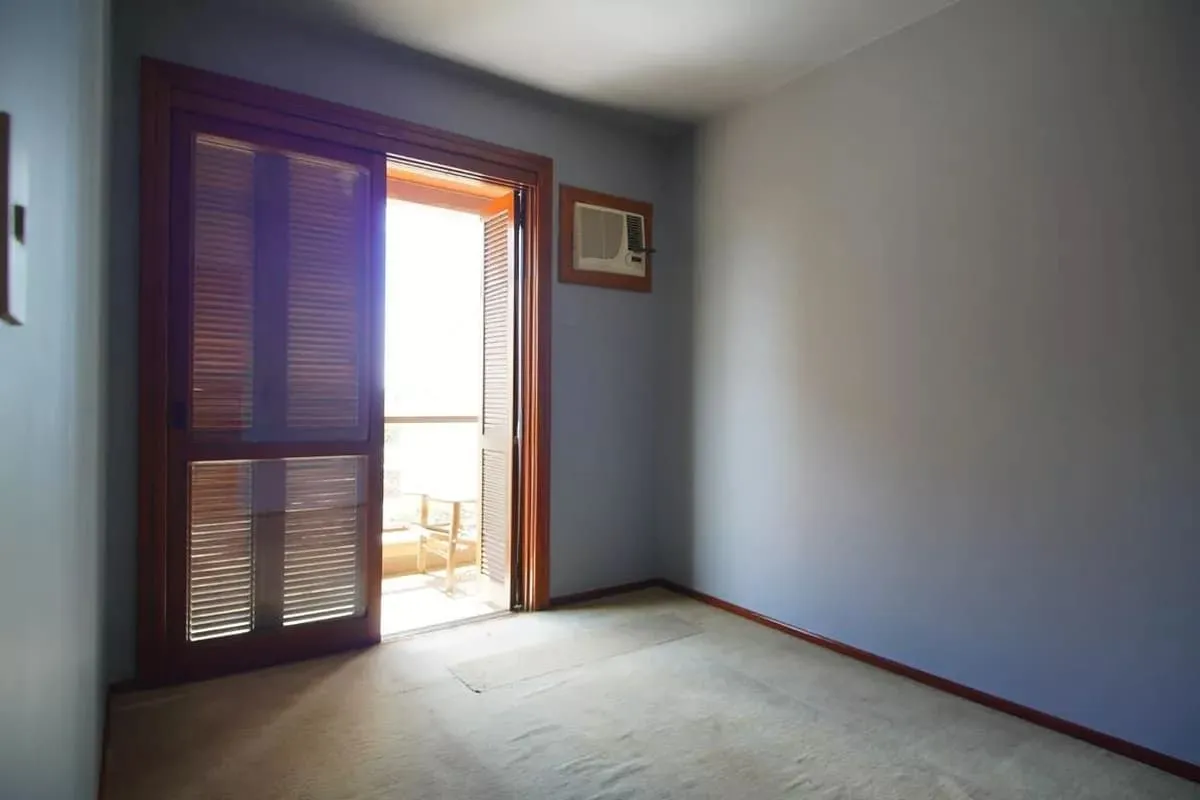 Imagem Apartamento de 3 dormitórios à venda em Petrópolis - Porto Alegre
