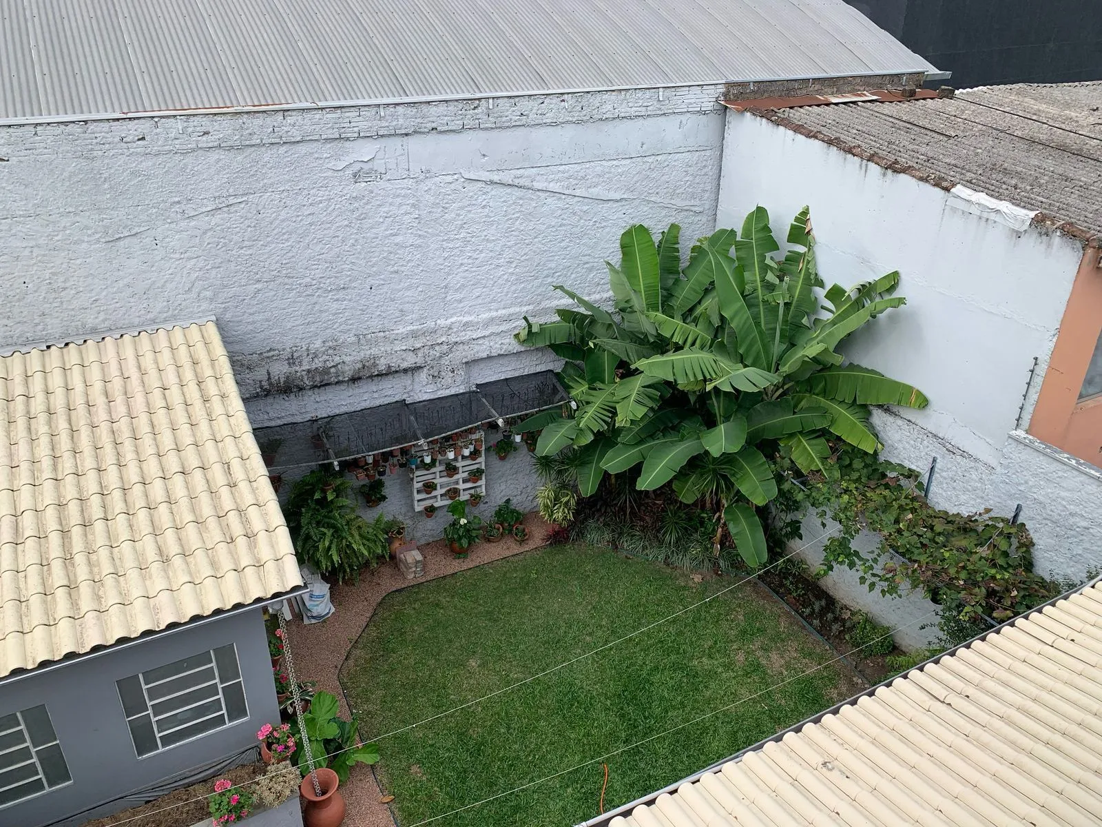 Imagem EXCELENTE SOBRADO À VENDA NO BAIRRO PARTENON - PORTO ALEGRE