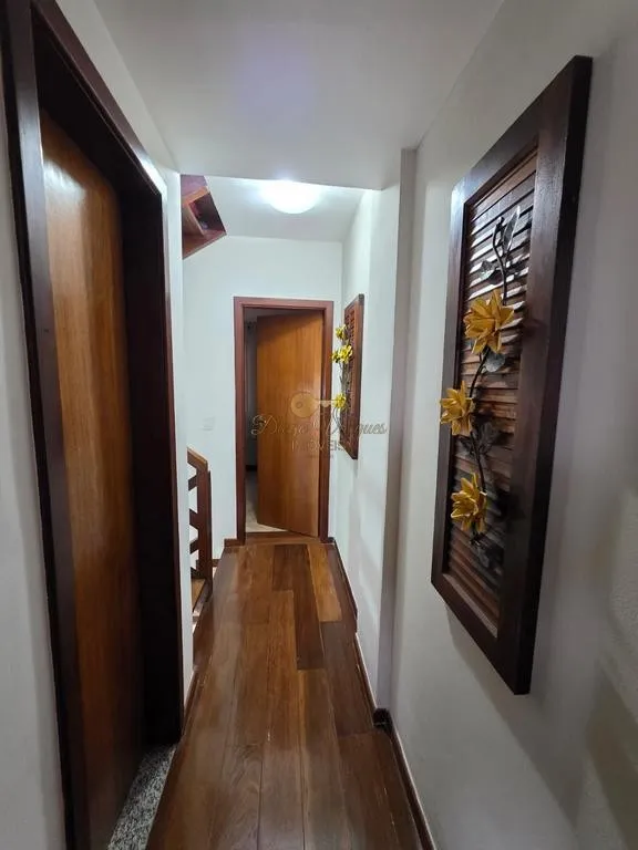 Imagem Casa em Condomínio para Venda em Teresópolis / RJ no bairro Iucas