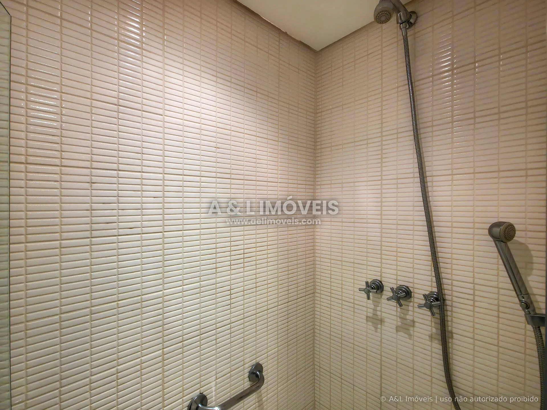Imagem Duplex Alto do Capivari | 100,21 m² | Lareira | Condomínio Resort