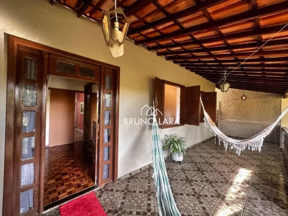 Imagem Casa à venda no bairro Três Poderes - Igarapé/MG