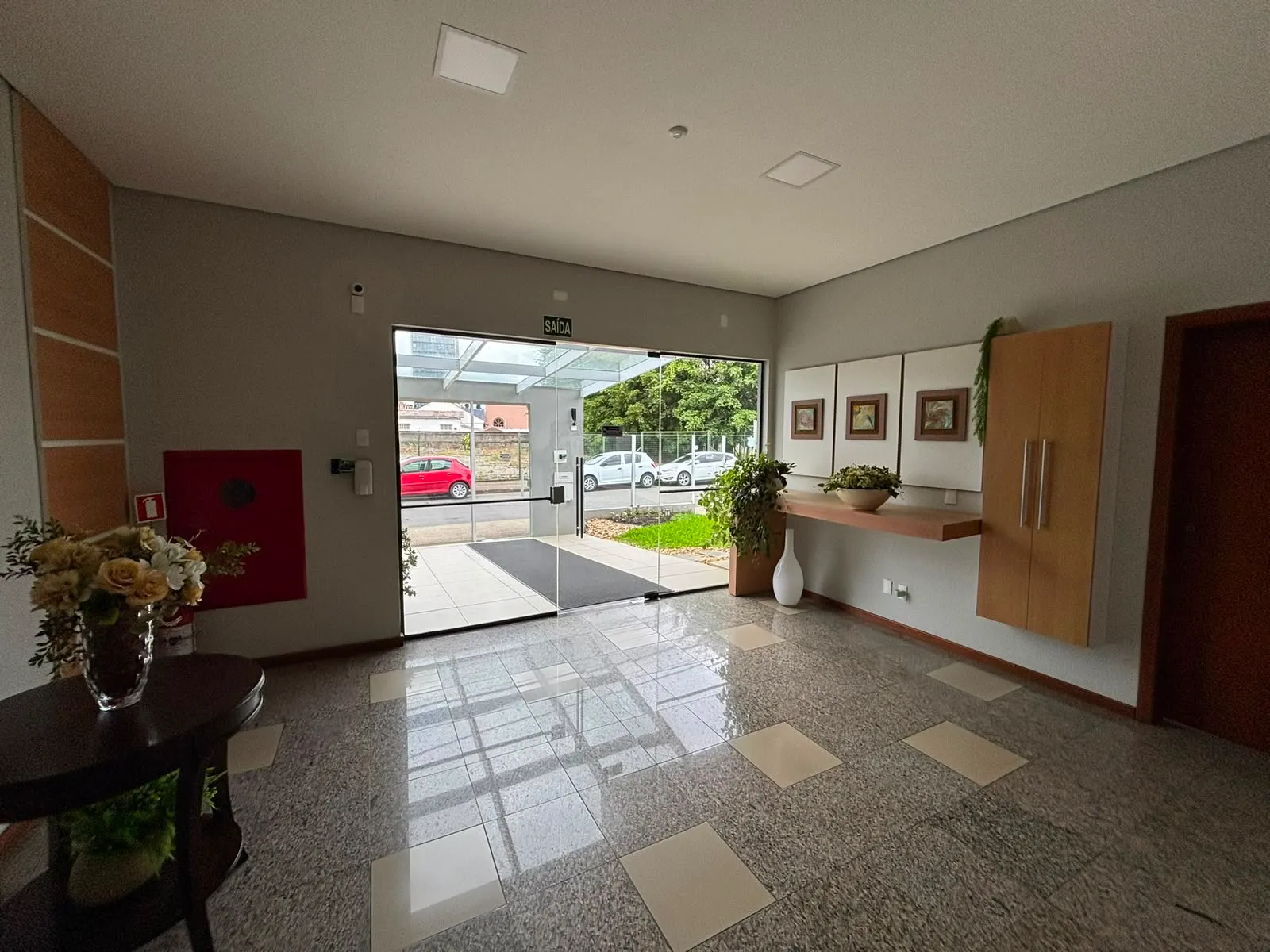 Imagem Apartamento com 2 Quartos à Venda, 75 m² em América - Joinville