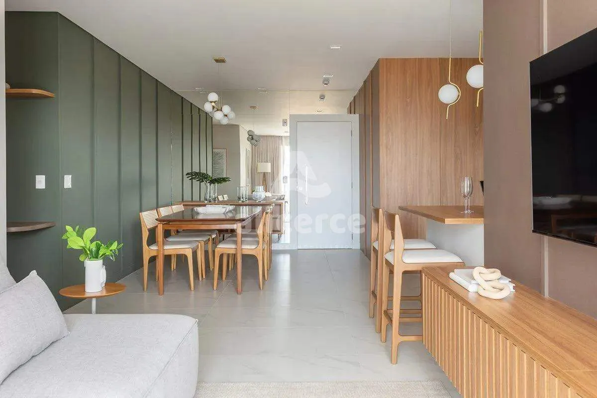 Imagem Pronto para Morar! Apartamento com 2 Dormitórios I 1 Suíte I Mobiliado - no Coração do Estreito - Florianópolis/SC