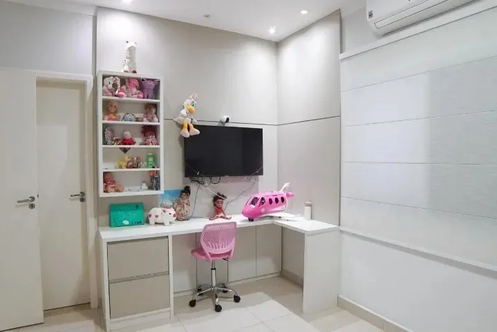 Imagem Casa de Alto Padrão à Venda no Condomínio Palmeiras Imperiais ? 3 Suítes, Piscina Aquecida e Área Gourmet