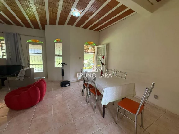 Imagem Casa com 3 dormitórios , 200 m² por R$ 590.000 - A Definir - Igarapé/MG
