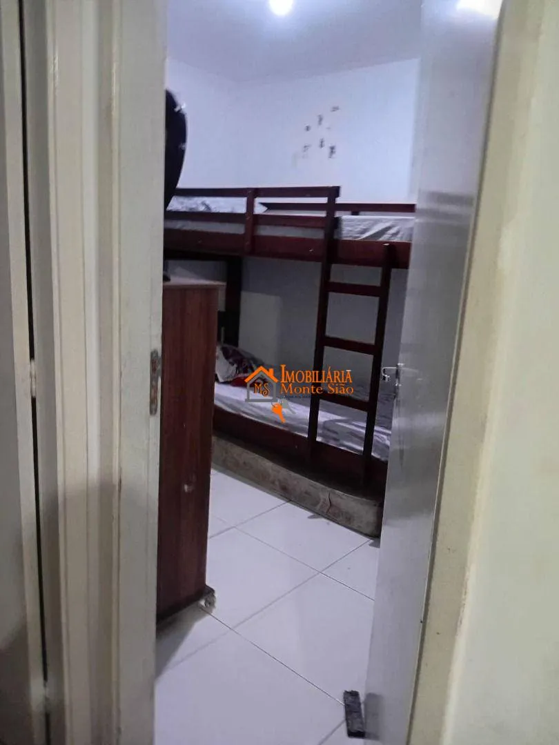 Imagem Apartamento com 2 dormitórios à venda, 45 m² por R$ 235.000,00 - Água Chata - Guarulhos/SP