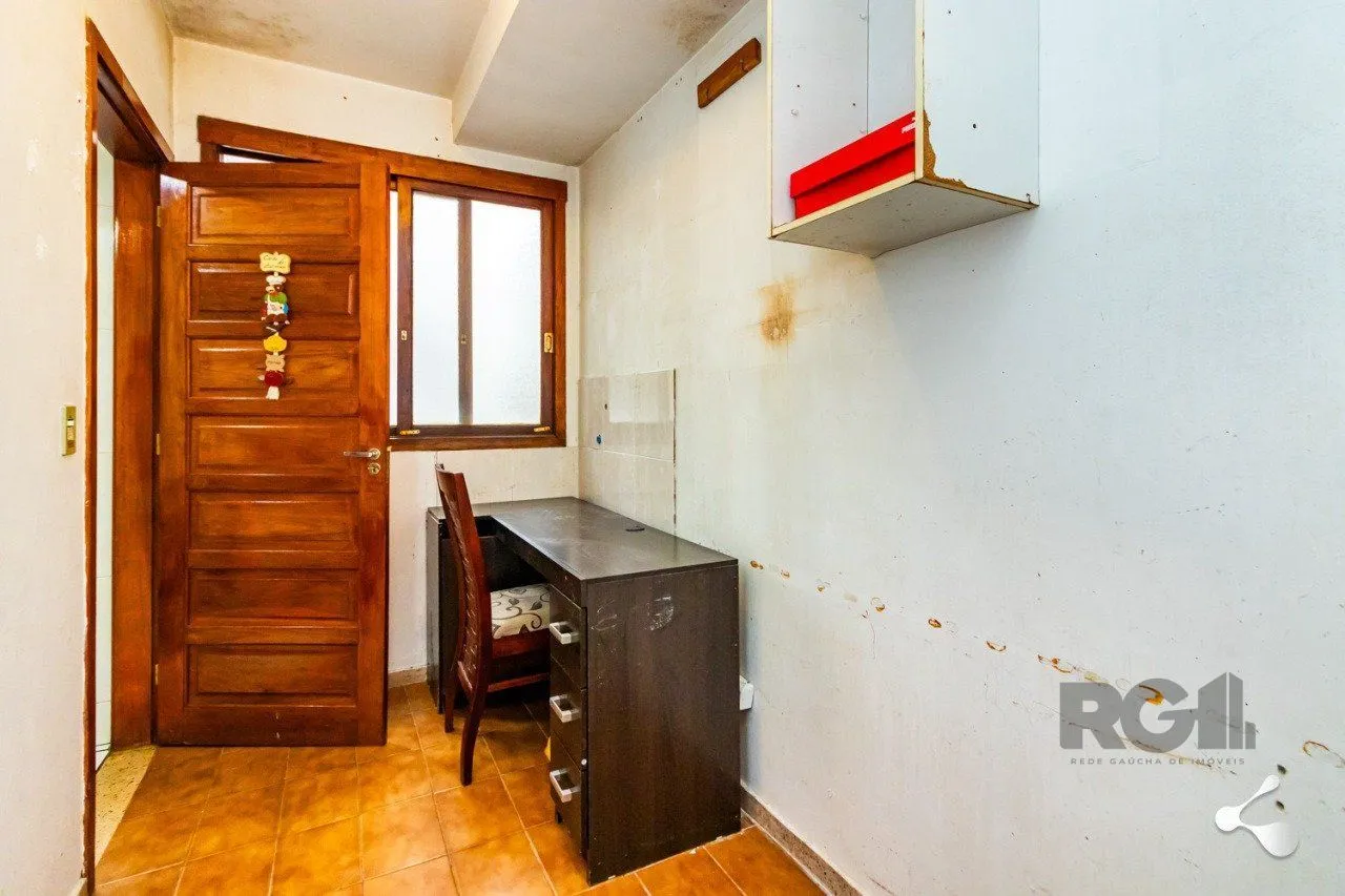 Imagem Apartamento com 2 dormitórios e 1 vaga de garagem escriturada bairro Rio Branco