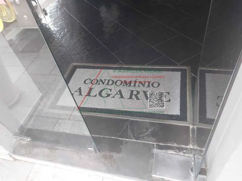 Imagem Apartamento de médio padrão, com 2 dormitórios, sendo 1 Suíte, com Sacada e 1 vaga coberta para Locação, no Tatuapé.