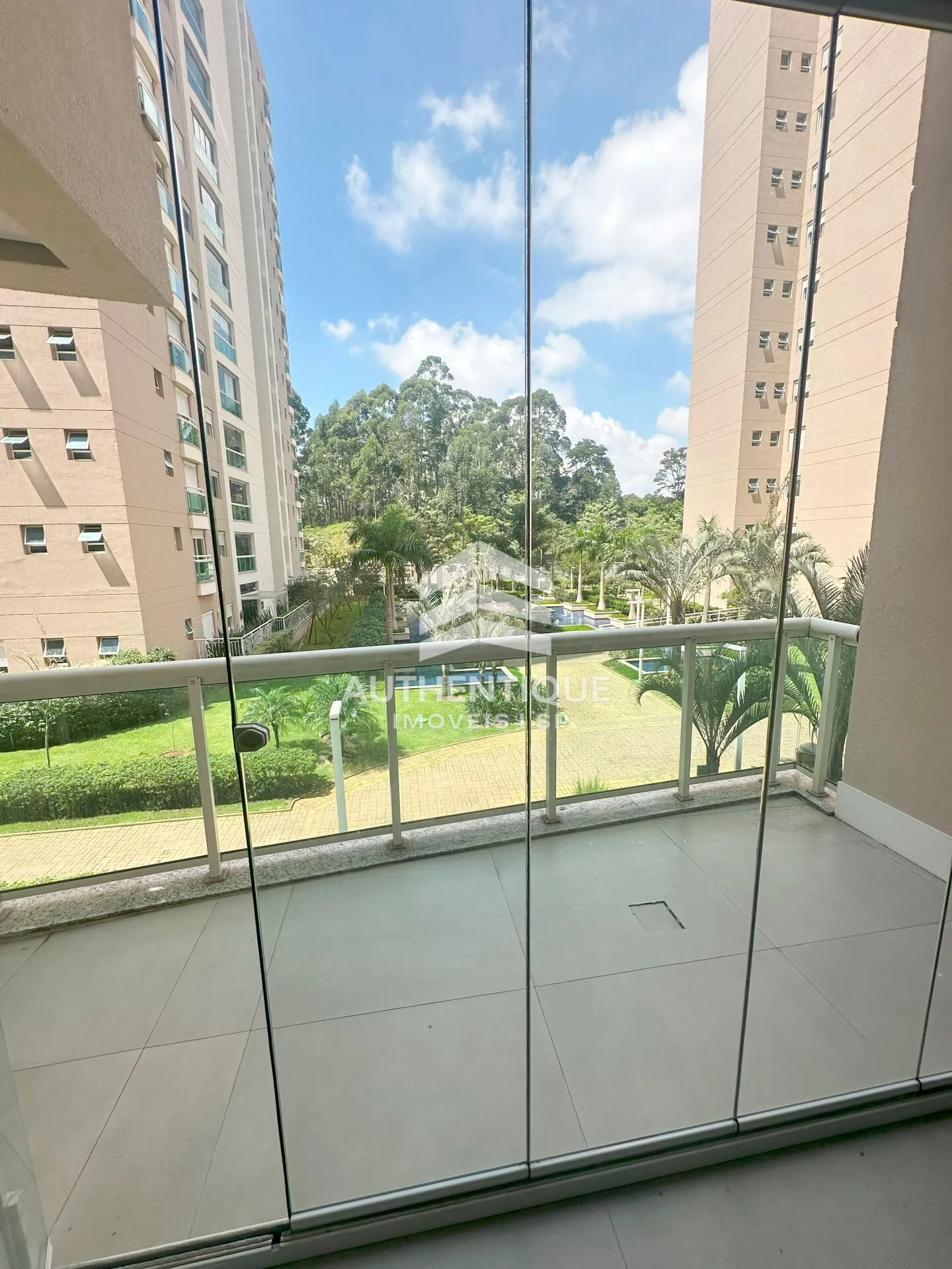 Imagem PREMIUM TAMBORE - Apartamento à venda em Santana de Parnaíba/SP