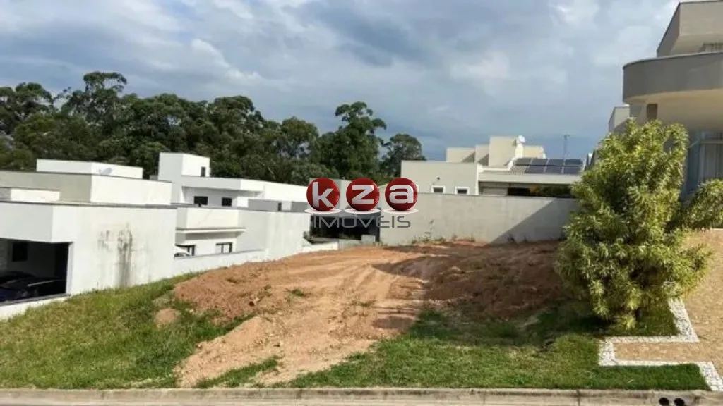 Imagem Terreno à venda em condomínio de alto padrão em Valinhos-SP, 375m² no Condomínio Tabapuã!