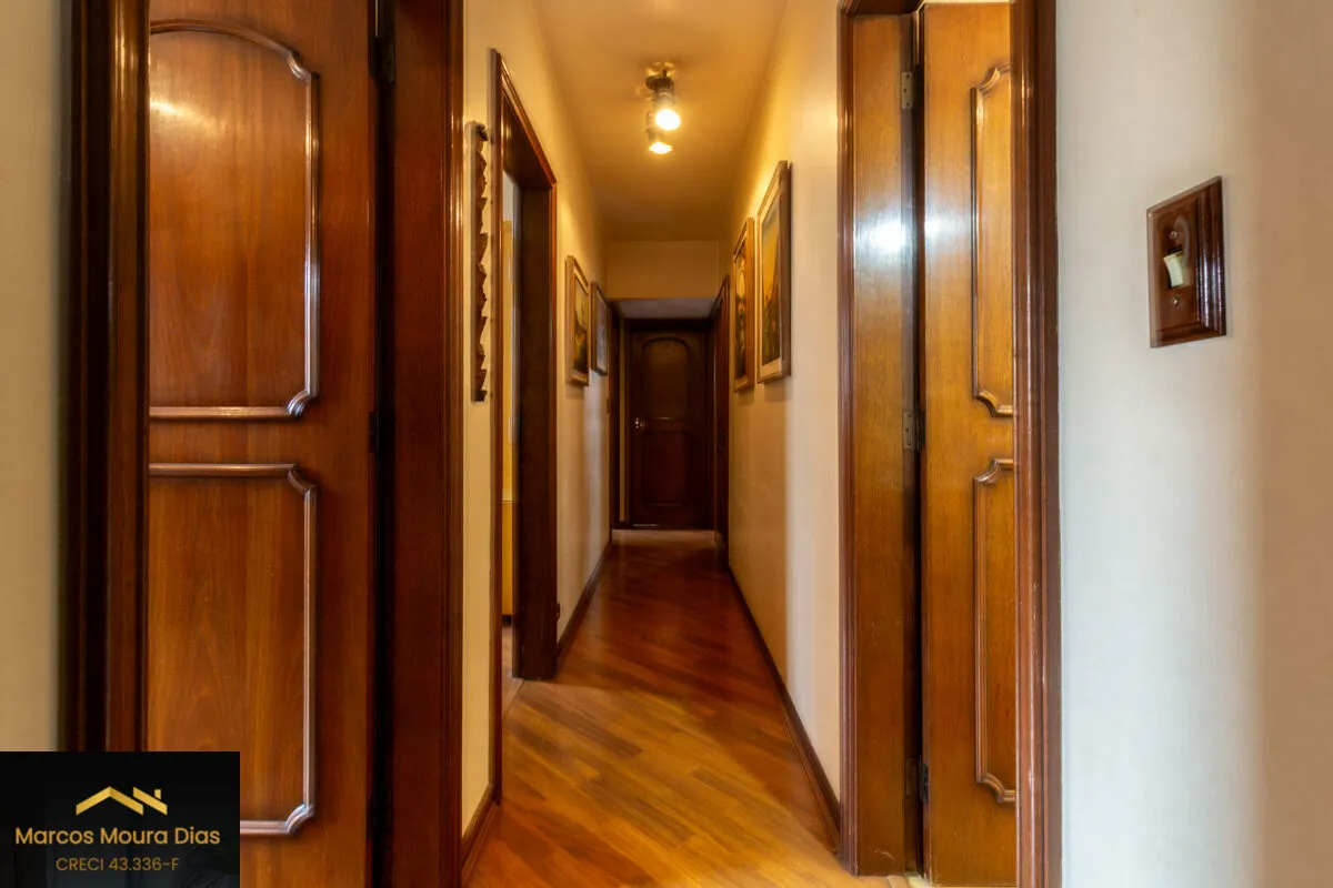 Imagem Apartamento em Perdizes com 4 Dormitórios ( 1 suíte) com 136m² e 2 Vagas. Edifício com Piscina e Portaria 24 hs