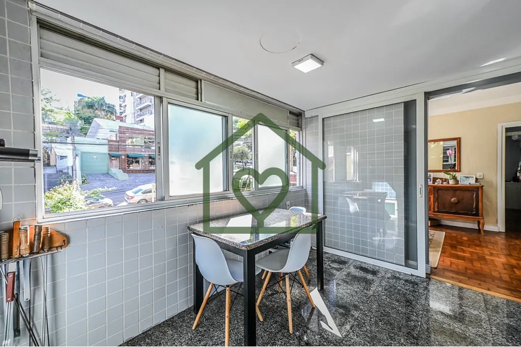 Imagem Descubra este magnífico apartamento de luxo à venda em Porto Alegre, no alto da Av Cabral e no cor...