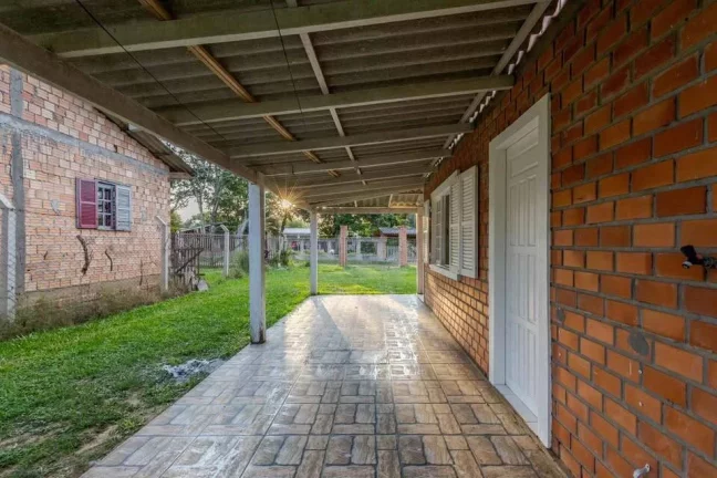 Imagem DESOCUPADA!!! Casa dois dormitórios, cond fechado junto RS040, Águas Claras