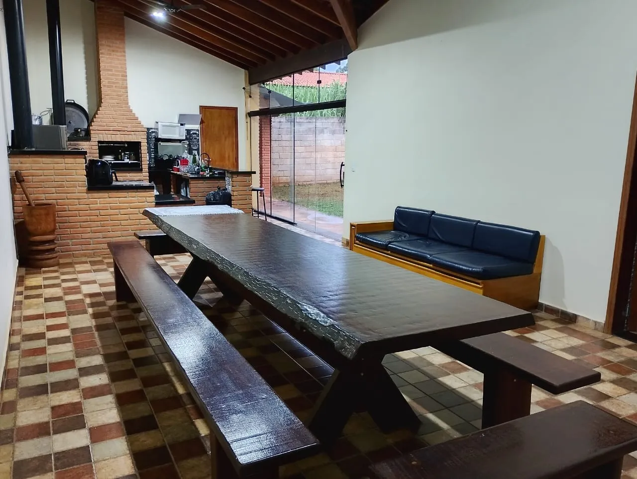 Imagem Linda chácara 280m² de área construída em Araçoiaba da Serra