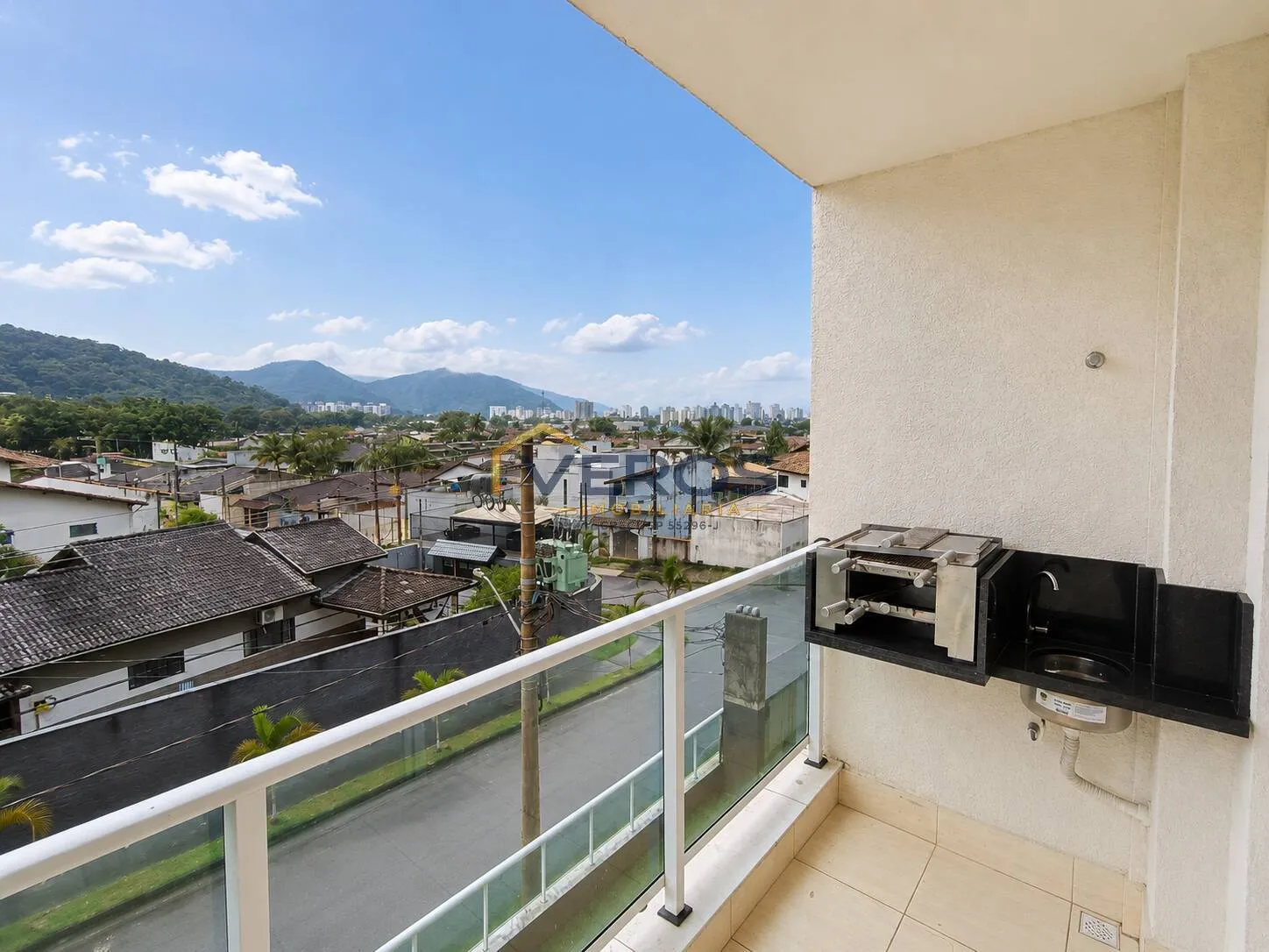Imagem Apartamento para alugar no Ed Talhamar em Caraguatatuba - Piscina