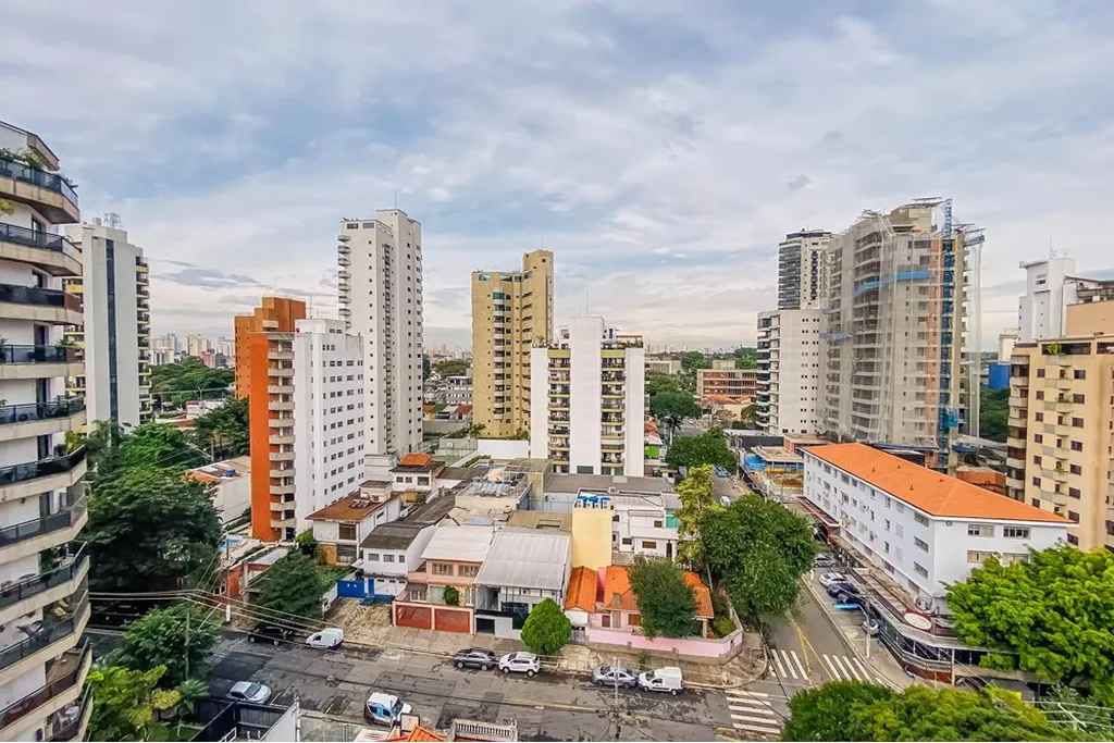 Imagem Cobertura à venda em São Paulo, Moema, com 2 quartos, 80m2