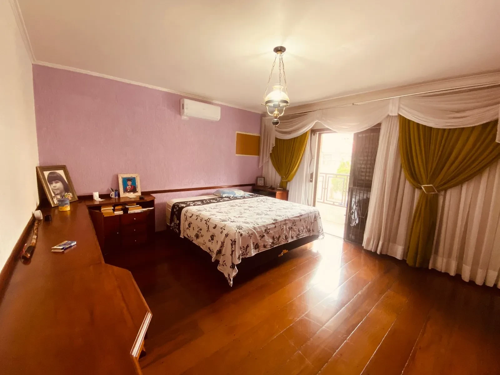 Imagem Sobrado com 4 Quartos à Venda, 255 m² em Embaré - Santos