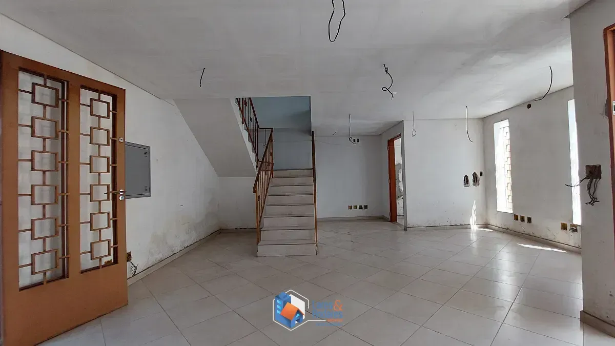 Imagem Casa para venda em Brooklin com 3 quartos, sendo 2 suítes, 477m²