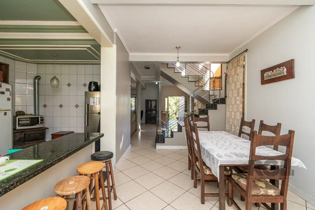 Imagem Casa sobrado no jardim Botânico com 5 dormitórios e 4 vagas