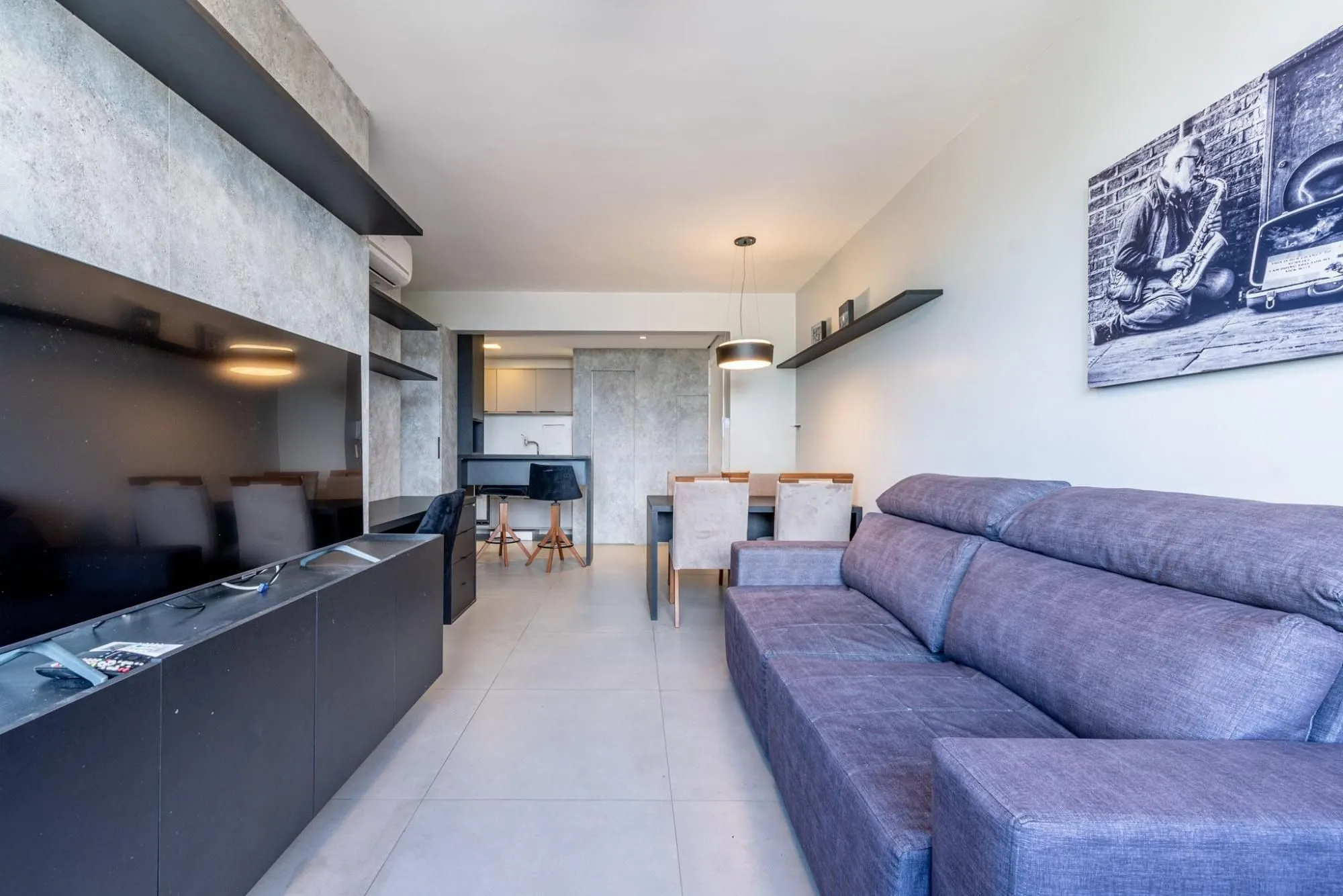 Imagem Apartamento com 53.37m², 1 dorm, Três Figueiras, Porto Alegre/RS