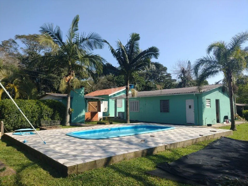 Imagem Sítio para Venda - 245m², 4 dormitórios, 10 vagas - Lami