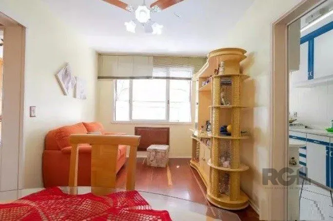 Imagem Apartamento no Petrópolis de 1 dormitório e vaga