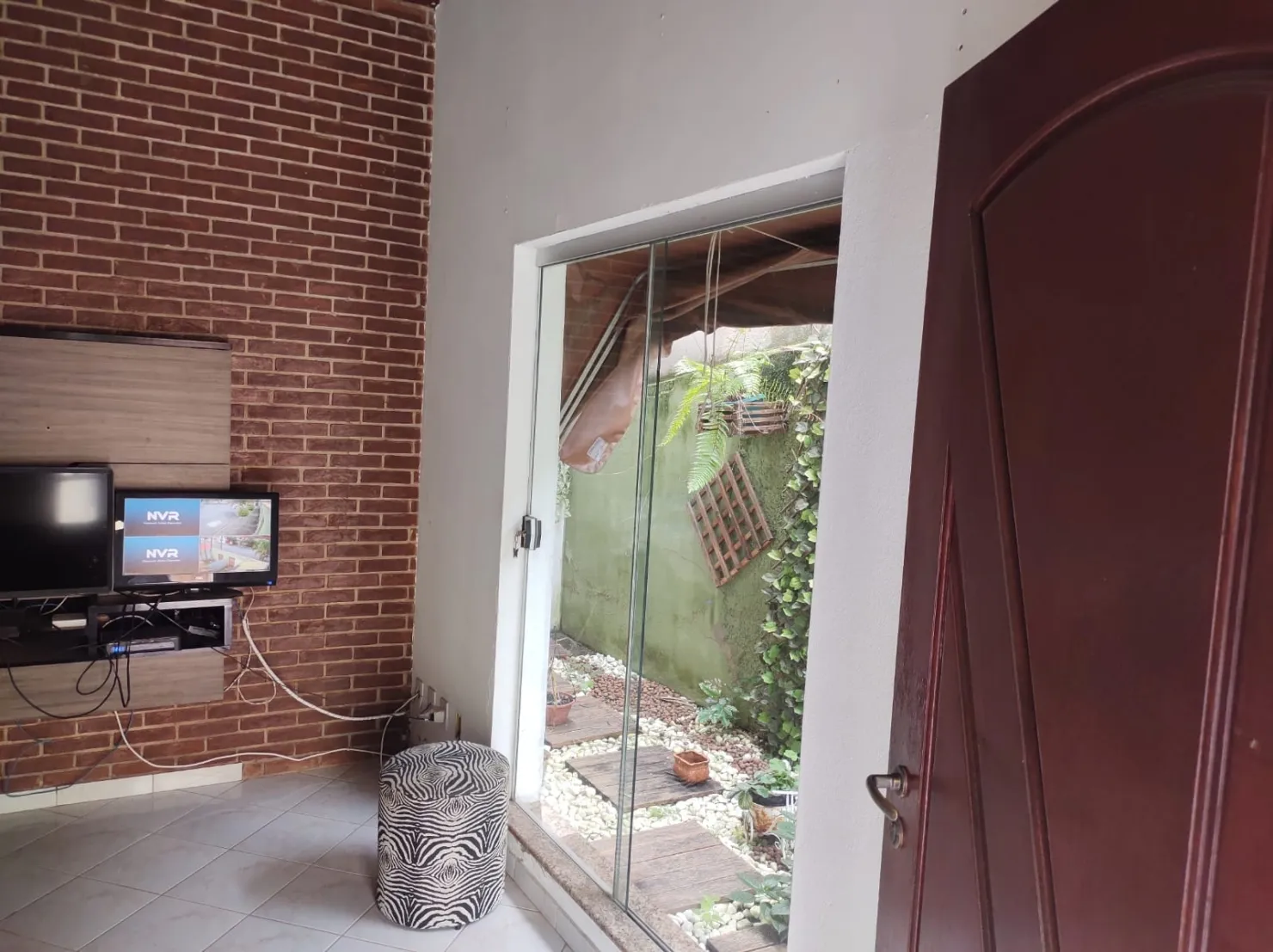 Imagem Casa à venda 3 Quartos, 1 Suite, 2 Vagas, 500M², Residencial Mombaça, Pindamonhangaba - SP