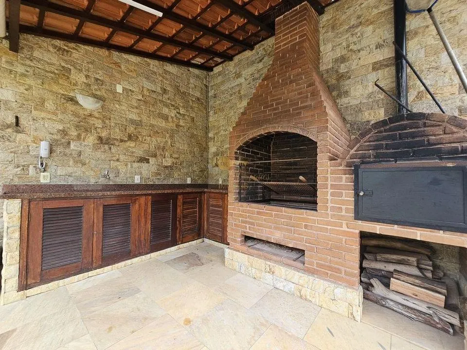 Imagem Casa em Condomínio para Venda em Teresópolis / RJ no bairro Parque do Imbui