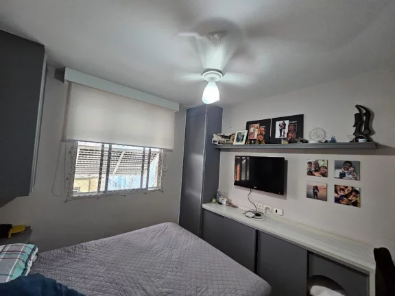 Imagem Apartamento Reformado de 2 Quartos na Quadra da Praia, ao lado Shopping Praiamar