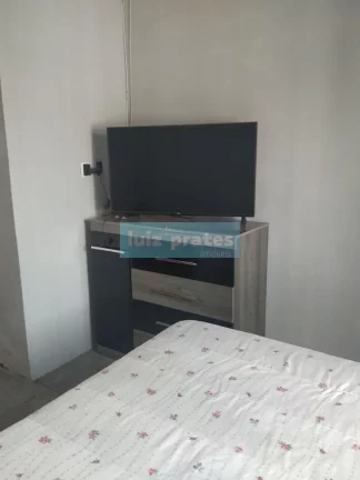 Imagem Ótima casa térrea, pátio grande, toda murada, portão acionamento eletrônico
