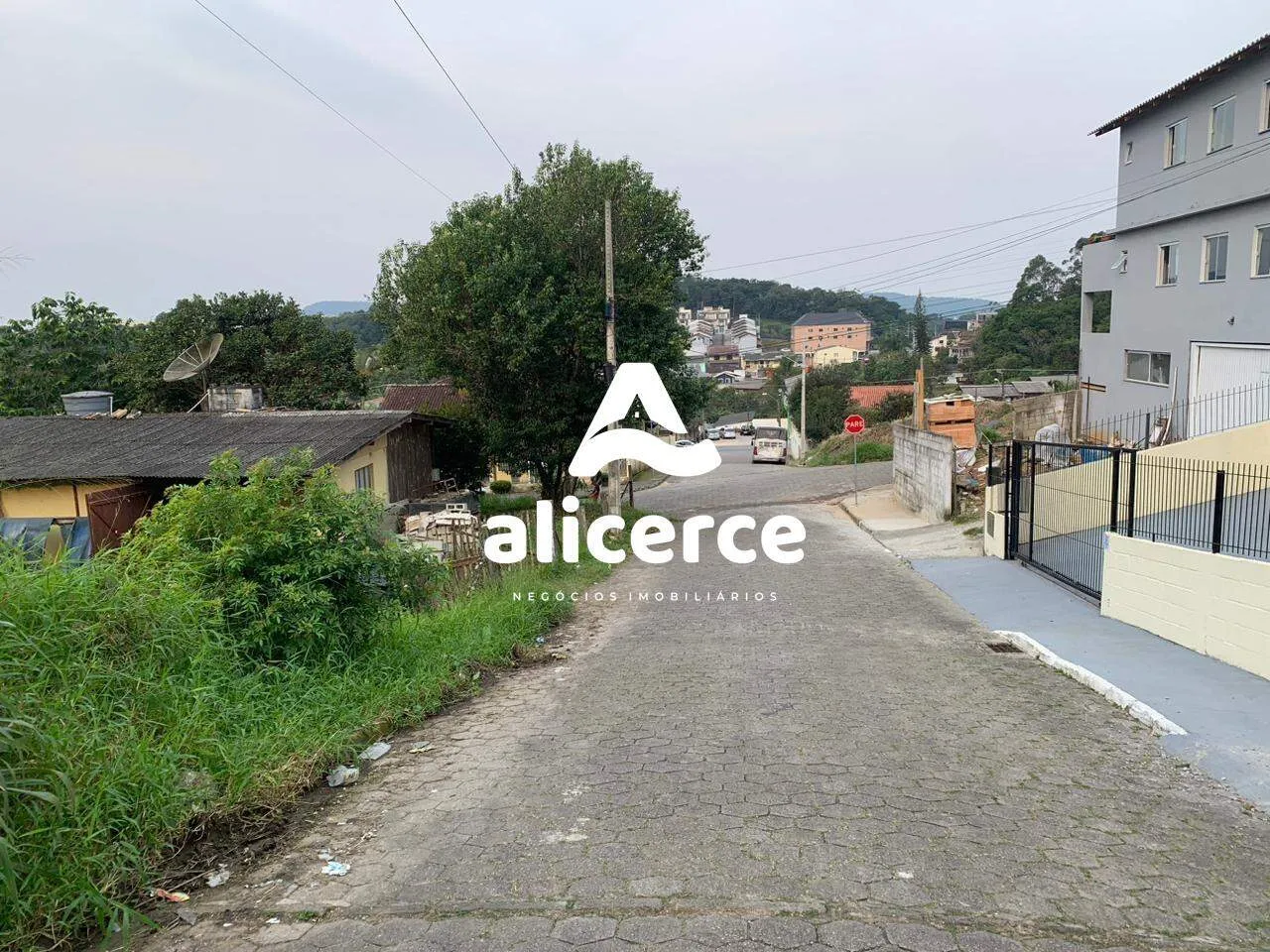 Imagem Terreno a venda abaixo do preço.