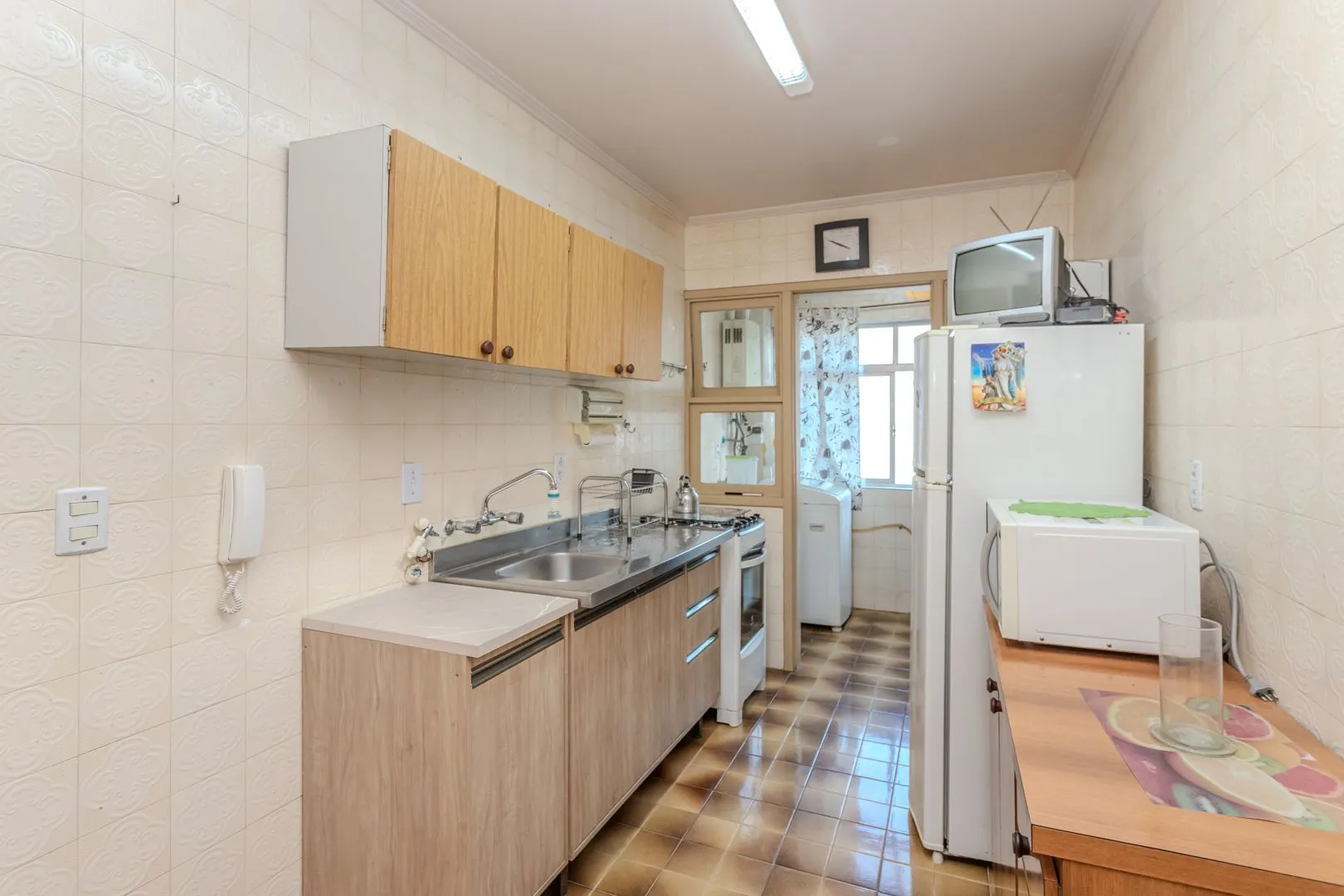 Imagem Apartamento de 2 dormitórios com dependência e vaga no bairro Santana DESOCUPADO