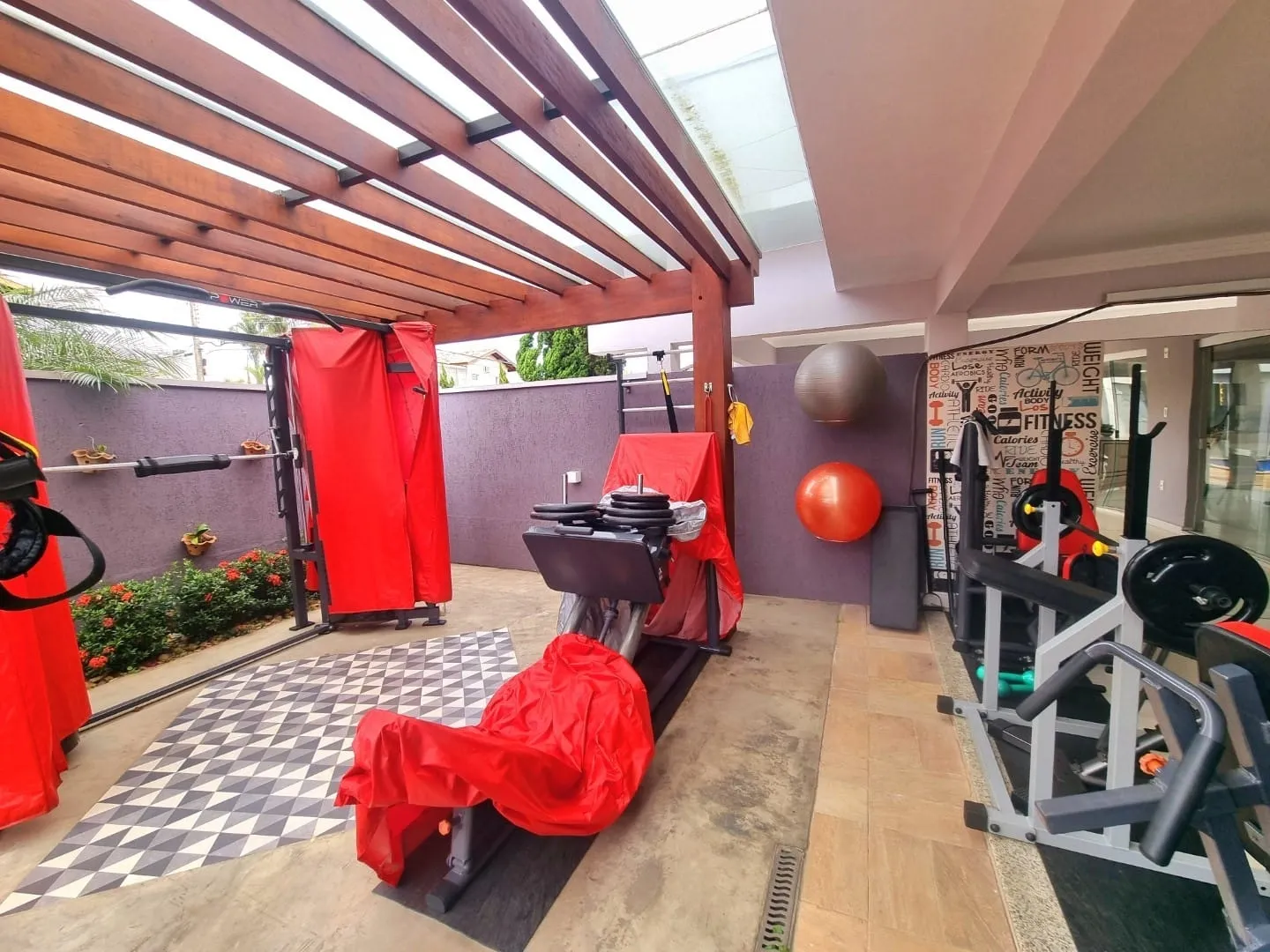 Imagem Casa Térrea de Esquina - Sofisticação, Conforto e Sustentabilidade