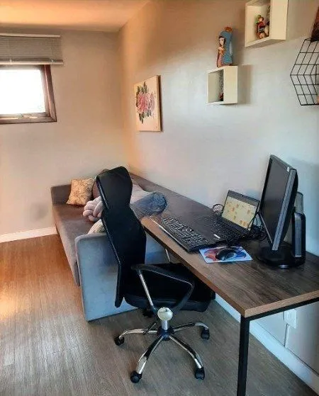Imagem Sobrado triplex no Partenon de 3 dormitórios e 2 vagas