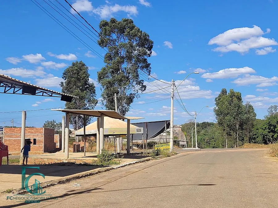 Imagem LOTE COM INFRAESTRUTURA PRONTA PARA VOCÊ CONSTRUIR