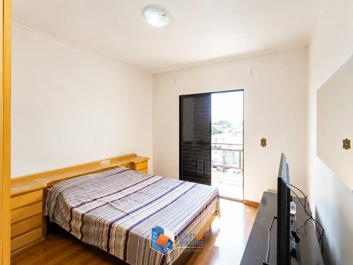 Imagem Sobrado para venda em Jardim São José (Zona Norte) com 3 quartos, sendo 1 suíte, 110m²