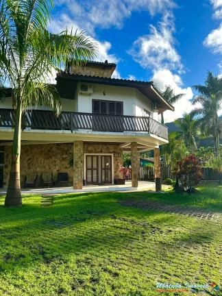 Imagem Casa espetacular em condomínio fechado