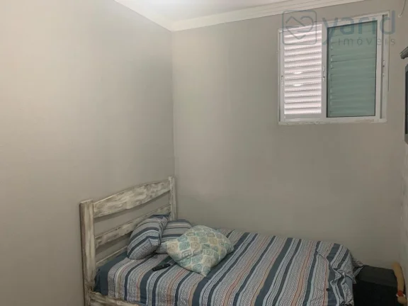 Imagem Casa à Venda na Cidade de com 4 Quartos, 2 Suítes e 6 Vagas de Garagem - Imperdível!