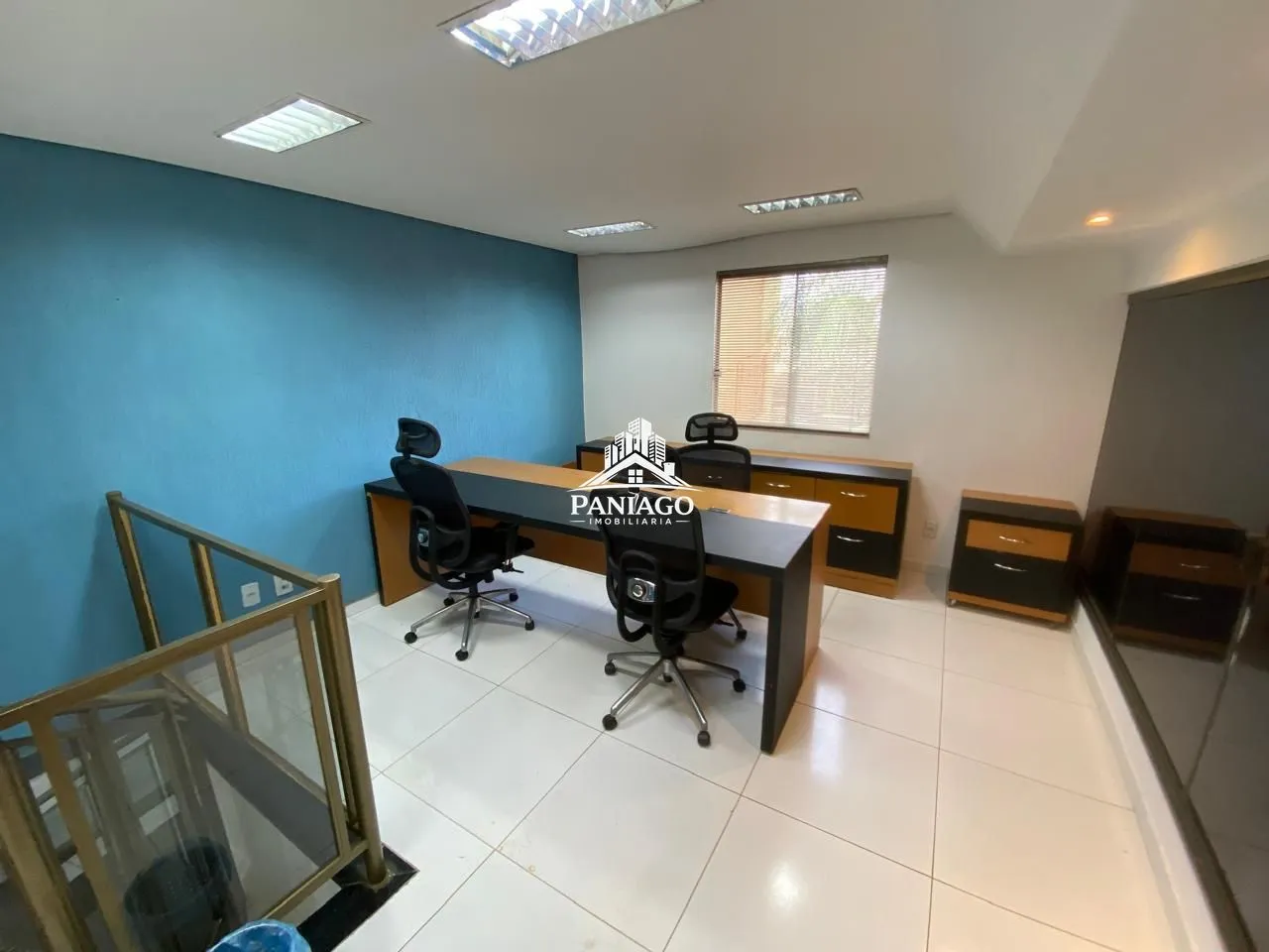 Imagem Locação salão Comercial com Mezanino Semi-Mobiliado - Grande Terceiro, Cuiabá/MT