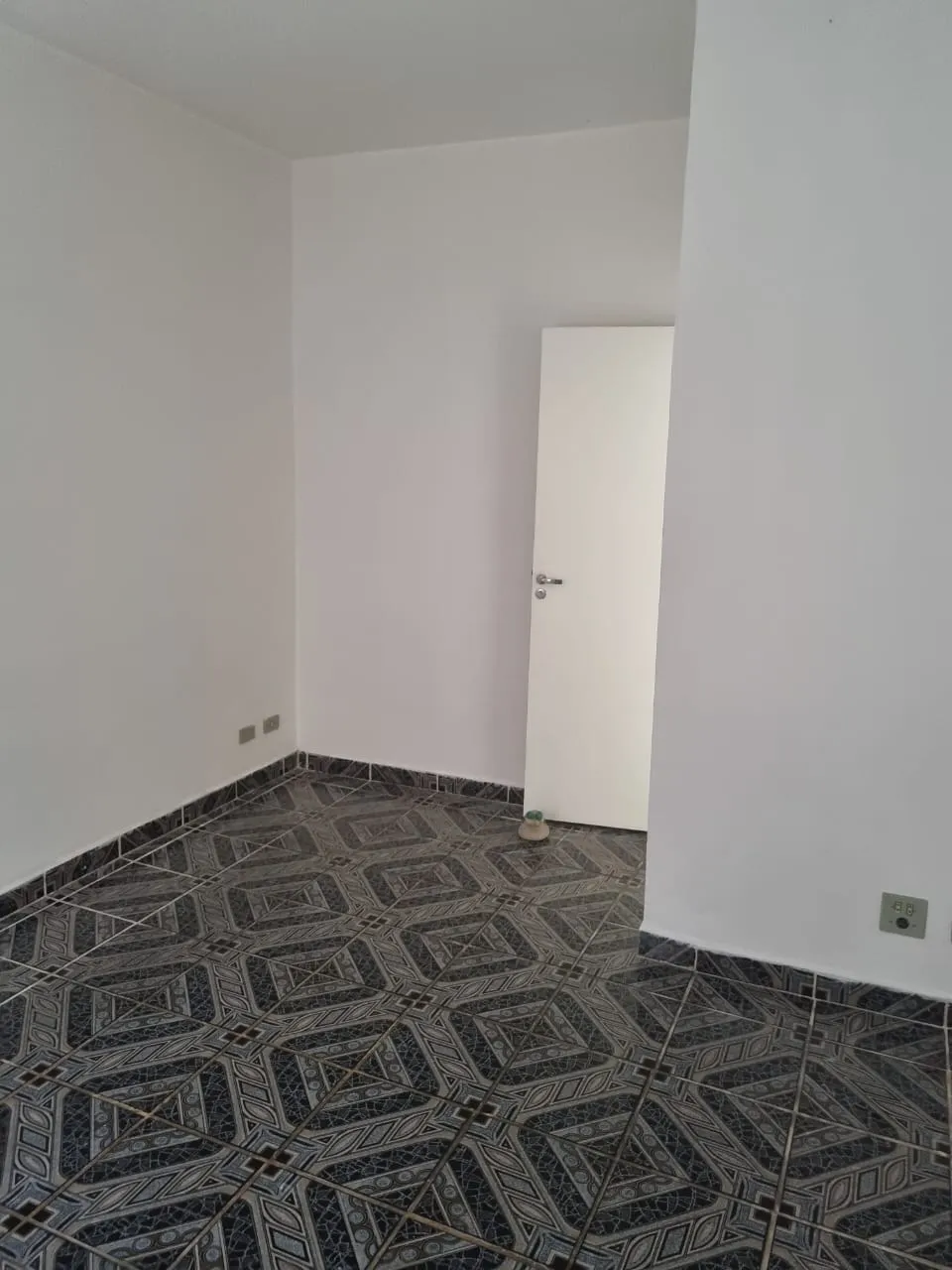 Imagem VENDO CASA TÉRREA COM EDICULA NO BAIRRO NO CAMPO GRANDE! (ZONA SUL - SP)