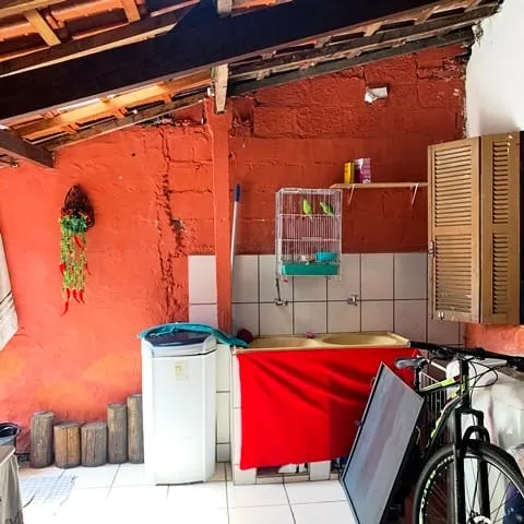 Imagem Casa à venda 3 Quartos, 2 Vagas, 250M², Parque São Domingos, Pindamonhangaba - SP