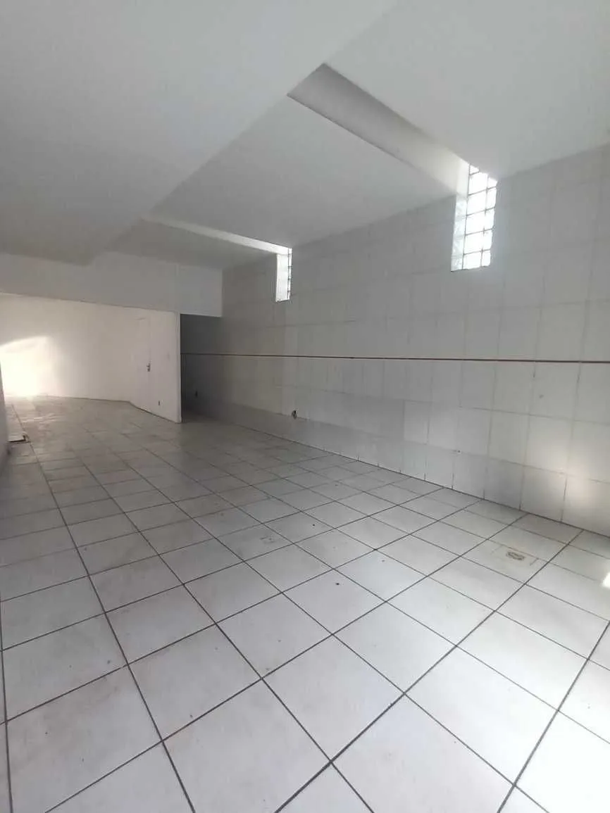 Imagem LOJA DE FRENTE BAIRRO INDEPENDÊNCIA / MOINHOS DE VENTO