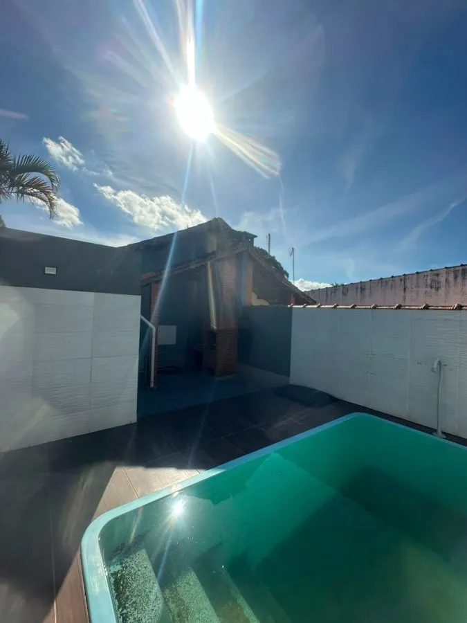 Imagem Casa para Venda em Itanhaém, Verde Mar, 2 dormitórios, 2 banheiros, 2 vagas